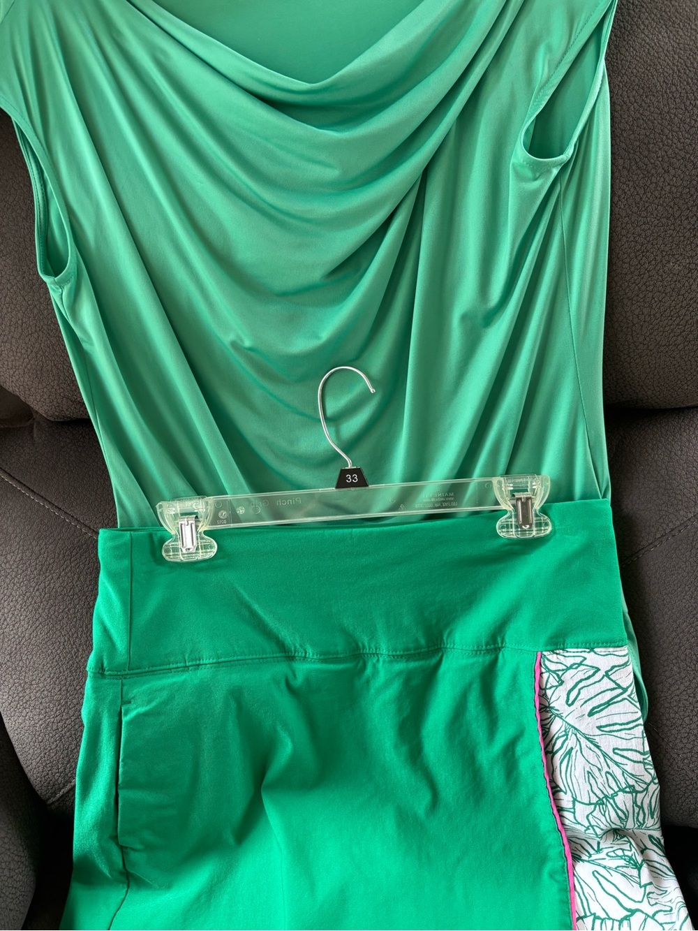 Beautiful draping sleeveless top for spring or St Patrick’s Day Size LG - Picture 7 of 7
